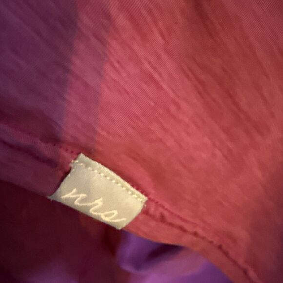 NRS Long‎ Sleeve Shirt Lg Magenta Rash Guard UPF 50 Outdoor Running Athleisure - Picture 6 of 8